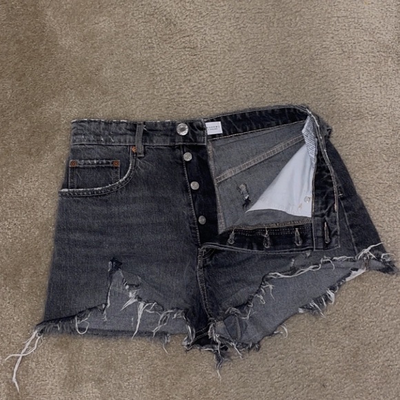 Zara Frayed High Waisted Grey Jean Shorts - Picture 2 of 9